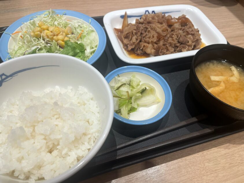 【鹿児島・松屋】新定番「たっぷり牛皿定食」790円を実食！牛めし大盛サイズのお肉を堪能